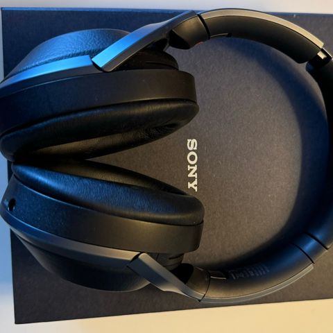 Sony WH-1000XM2