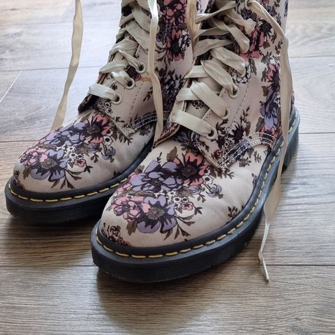 Dr martens boots str. 38