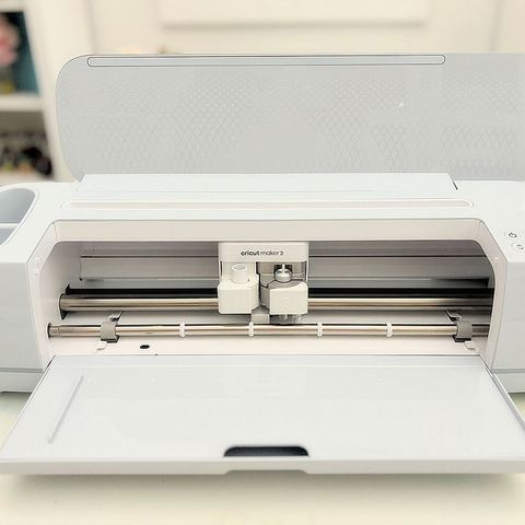 Cricut maker 3 selges, som ny