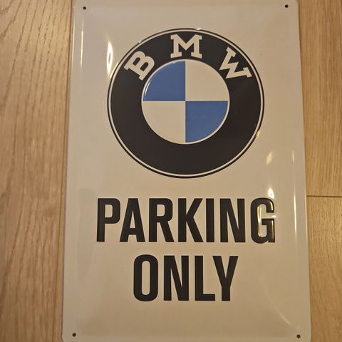 Metallskilt BMW