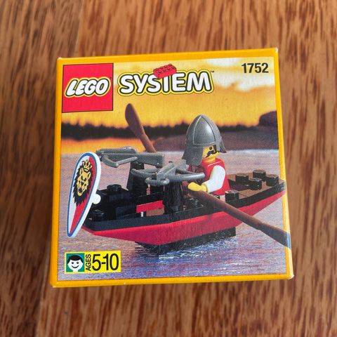 Lego Castle 1752 Boat with Armor fra 1996