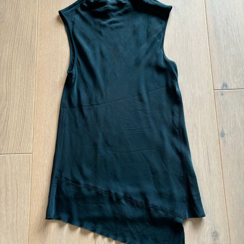 Malene Birger bluse, blå-grønn top, silke materiale, str S (merket 34)