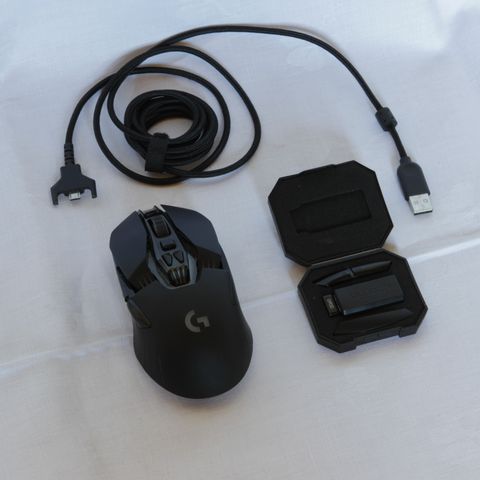 Logitech G900 Chaos Spectrum