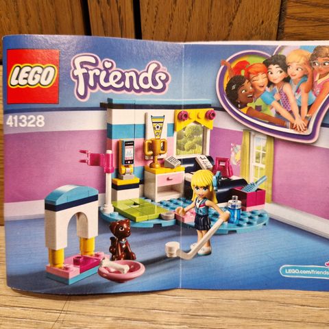 Lego Friends 41328 Stephanies soverom