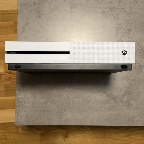 Xbox One S 1TB