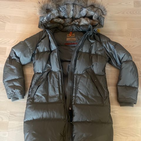 Parajumpers som ny! 90/10. Liten str XL