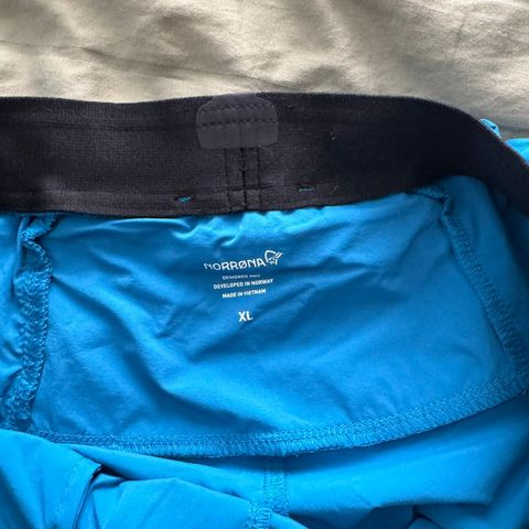 Norrøna Senja Flex 9" shorts (XL)