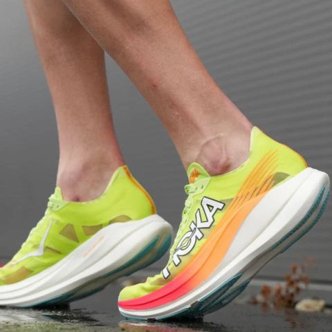 Hoka rocket x2