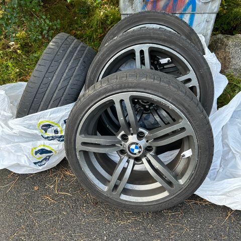 18" BMW felger med sommerdekk