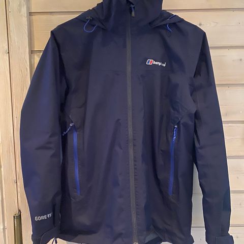 Berghaus gore-tex jakke, dame, small.