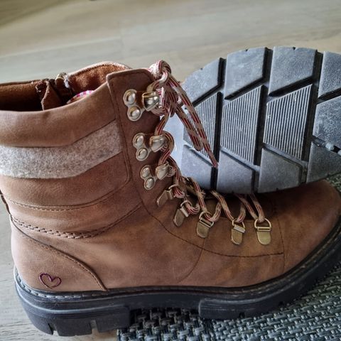 Skinn Boots str 41