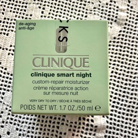 Clinique SmartNight Custom-Repair Moisturizer Dry/Very Dry Skin - Helt ny 🌸