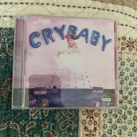 MELANIE MARTINEZ CRY BABY