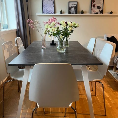 Dining table with chairs