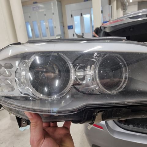 Bmw f10 left headlight