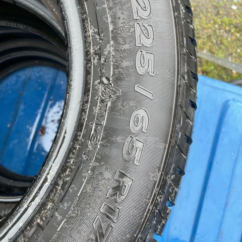 225/65r17 vinterdekk