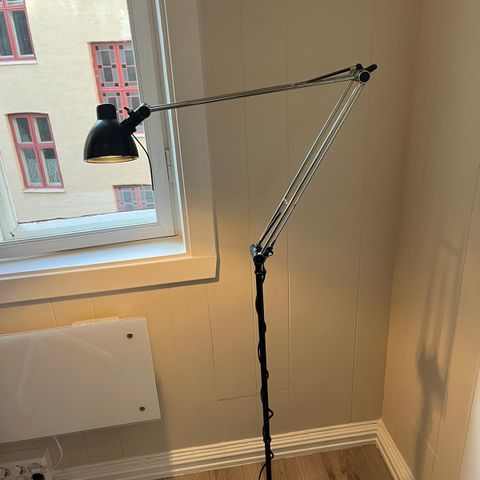 IKEA Antifoni gulvlampe svart