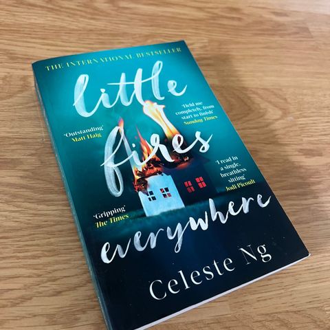 Little fires everywhere av Celeste Ng