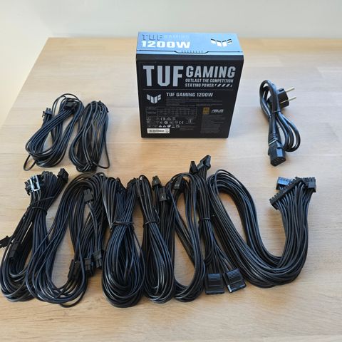 ASUS TUF Gaming 1200W Gold PSU