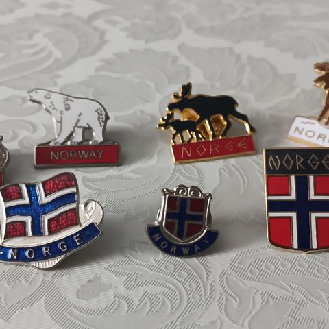 7 Pins med NORGE/ NORWAY på. Samlet 70.,