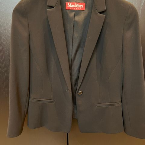 MaxMara kort blazer i str. 38