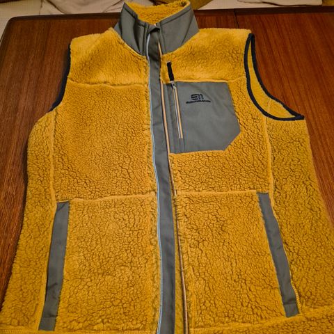 State of Elevenate Glacier Pile vest