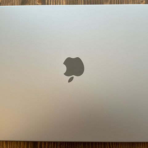 Som NY - MacBook Pro 16 M1 Pro  - 2021 - CTO/32/1000GB  (Stellar Grey)