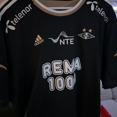 Rosenborg drakt