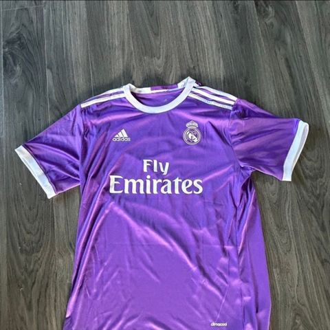 Real Madrid drakt