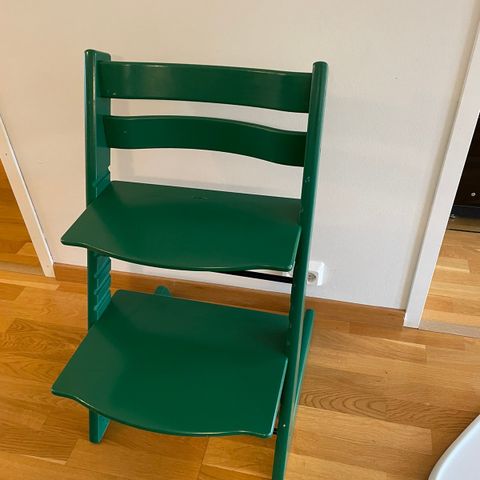 Tripp trapp stol fra Stokke (ny type) med tilbehør