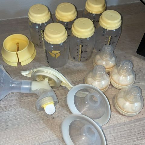 Medela tåteflasker og pumpe