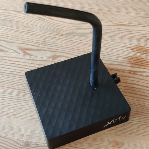 Xtrfy B4 Mouse Bungee