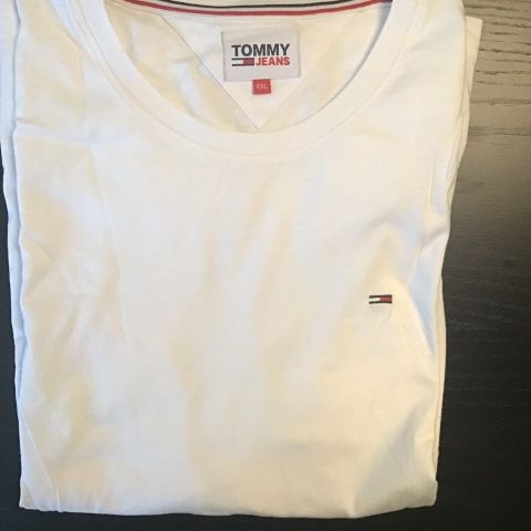 Tommy Jeans T- Shirt