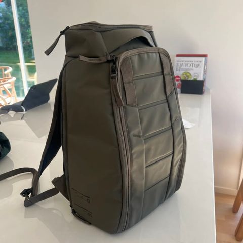 Douchebag The Hugger 20L (som ny)