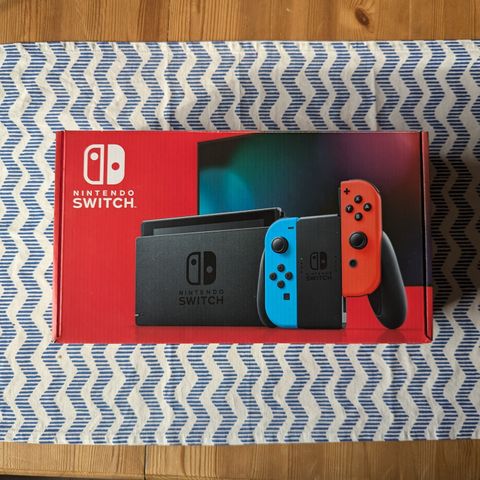 Helt strøken Nintendo Switch. Pent brukt og bare brukt av voksne