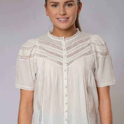 Pia Tjelta willow bluse str L/XL ønskes kjøpt