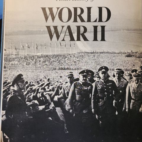 The American Heritage Picture History of World War II