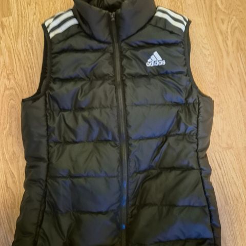 Adidas vest