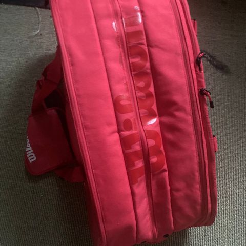 Wilson 12 racket tennis bag