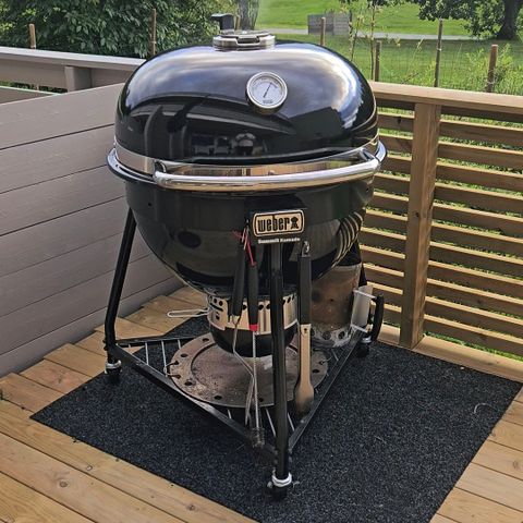 Weber Summit Kamado E6