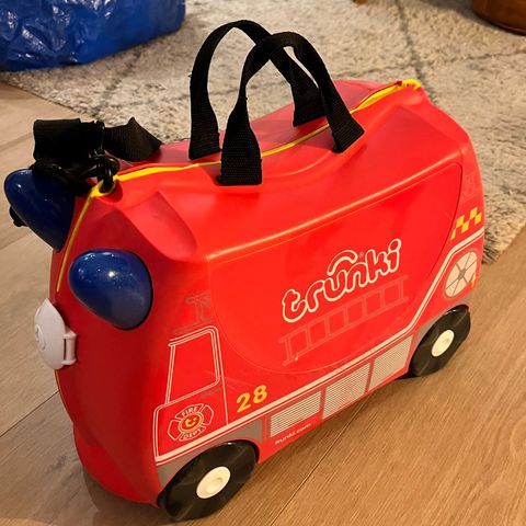 Trunki barnekoffert selges