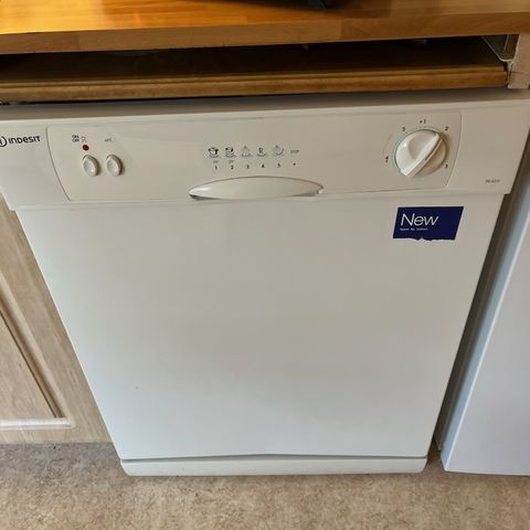 Indesit DG 6210 oppvaskmaskin selges