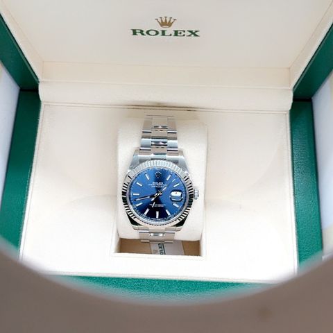 Rolex Datejust 41 126334 Norsk Blå skive