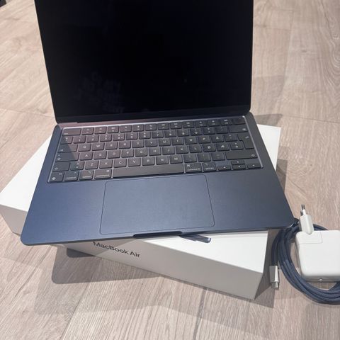 Macbook air m2