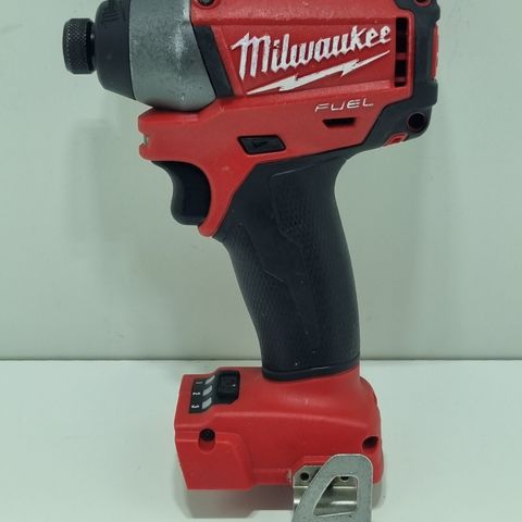 Milwaukee M18 CID Slagskrutrekker