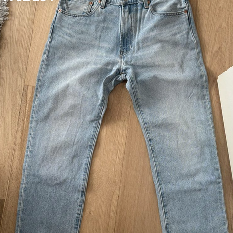 Levis 551 jeans