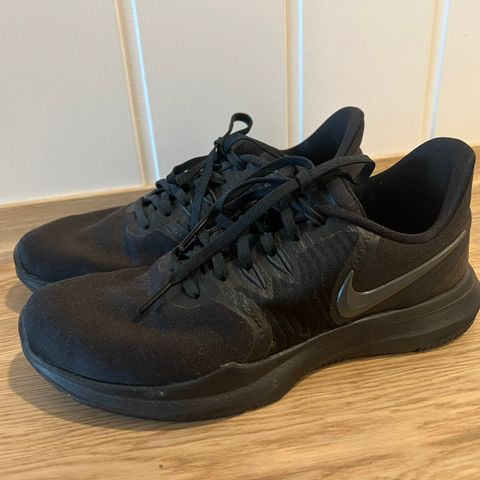 Treningssko/joggesko fra Nike str. 36.5