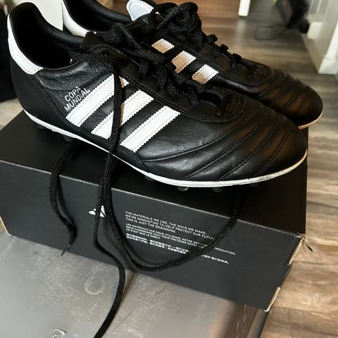 Adidas copa mundial 43 1/3