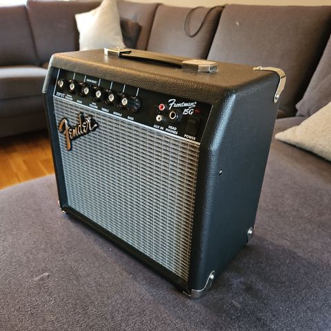 Fender Frontman 15 G