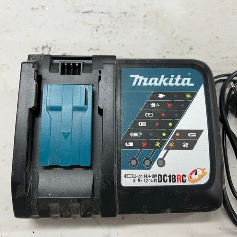 Makita 18v lader *Reservert